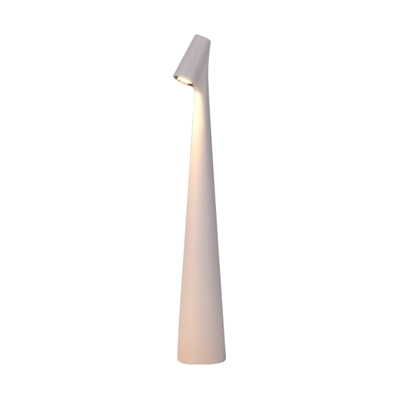 MINIMALIST DECOR